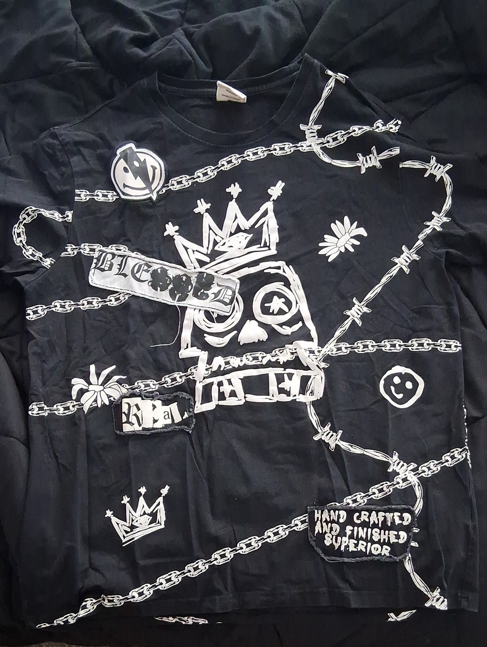 Black Short-Sleeve Graphic Tee with White Sketch Print